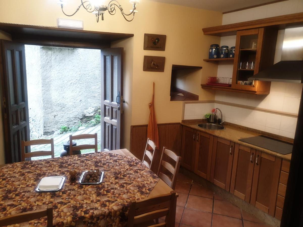 Vv La Pumarada De Limes II Cangas De Narcea Exterior foto