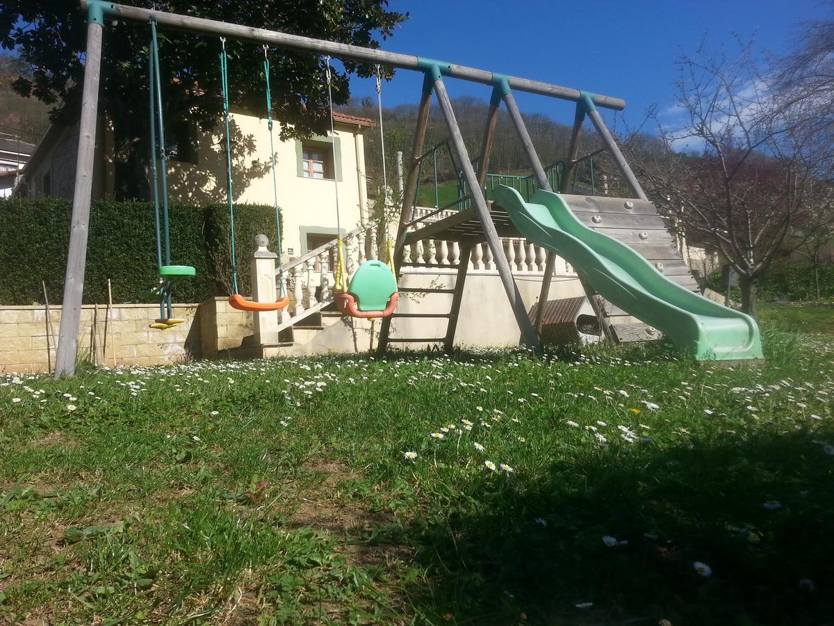 Vv La Pumarada De Limes II Cangas De Narcea Exterior foto